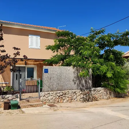 Apartman Kristina Vrbnik Exterior photo